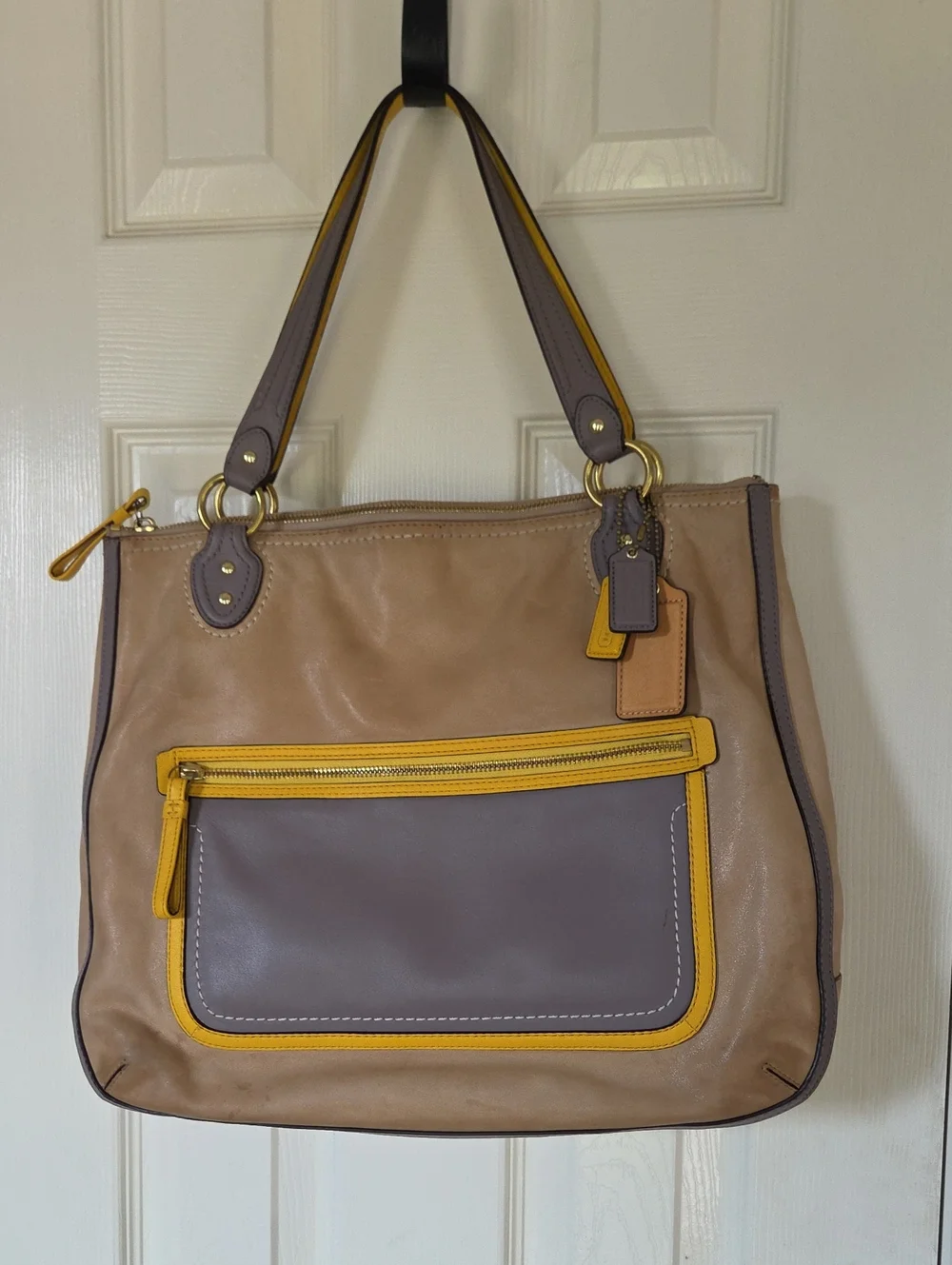 2012 COACH 22430 Poppy HALIE Cappuccino/Oyster Glam Shoulder Tote Bag